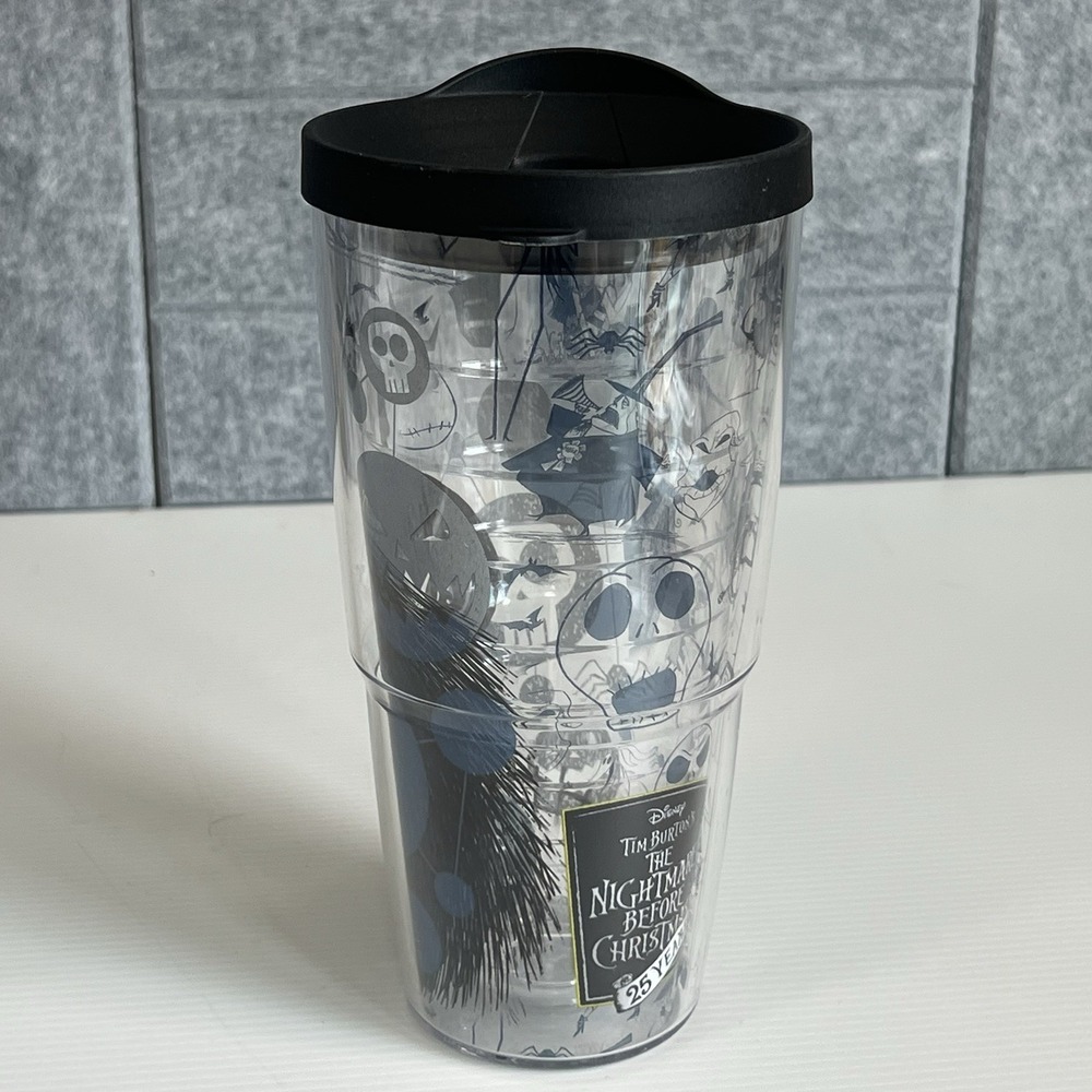 Tervis Tumbler Nightmare Before Christmas 24 oz with Lid Disney 25 Years - Picture 7 of 16